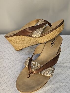 Lucky Brand Women Thong Wedge Sandals Braided Straps Slip-On Brown/Beige/Gold